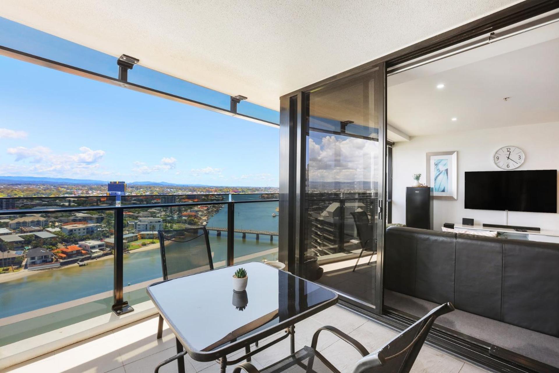 Circle On Cavill 2, 3, 4 & 5 Bedroom Skyhomes & Sub Penthouses By Gold Coast Holidays Exteriör bild
