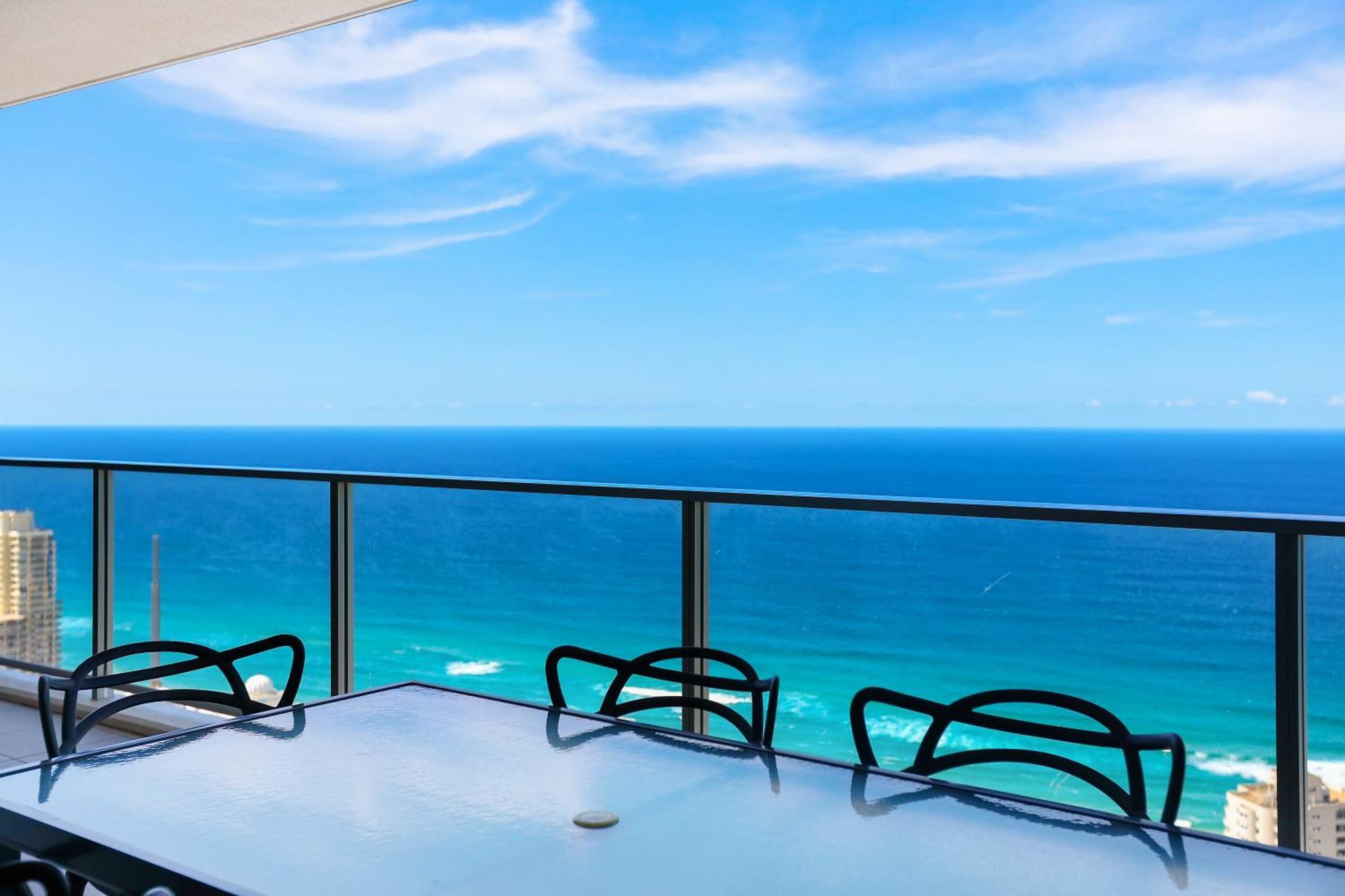 Circle On Cavill 2, 3, 4 & 5 Bedroom Skyhomes & Sub Penthouses By Gold Coast Holidays Exteriör bild