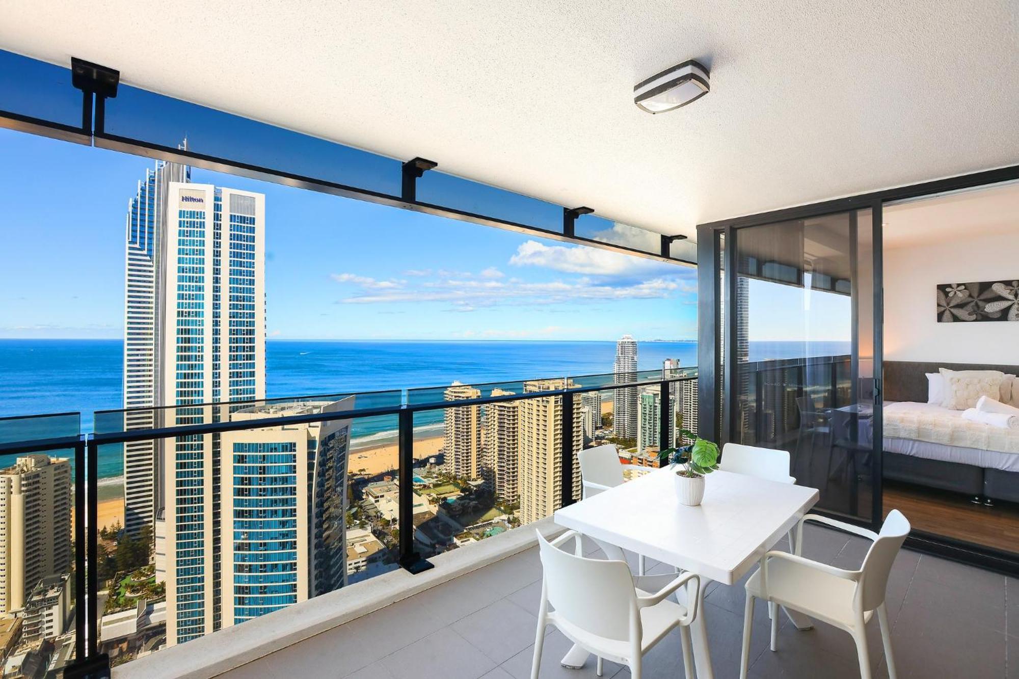 Circle On Cavill 2, 3, 4 & 5 Bedroom Skyhomes & Sub Penthouses By Gold Coast Holidays Exteriör bild