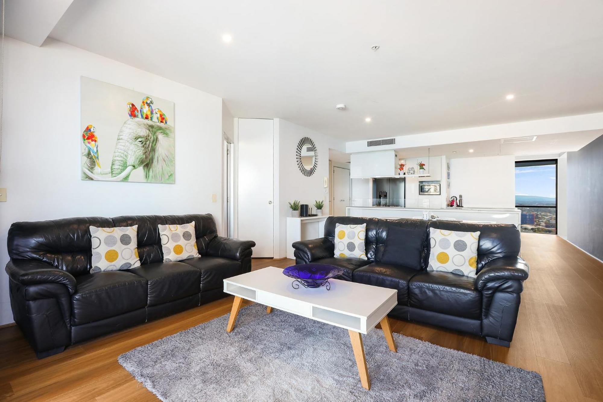 Circle On Cavill 2, 3, 4 & 5 Bedroom Skyhomes & Sub Penthouses By Gold Coast Holidays Exteriör bild