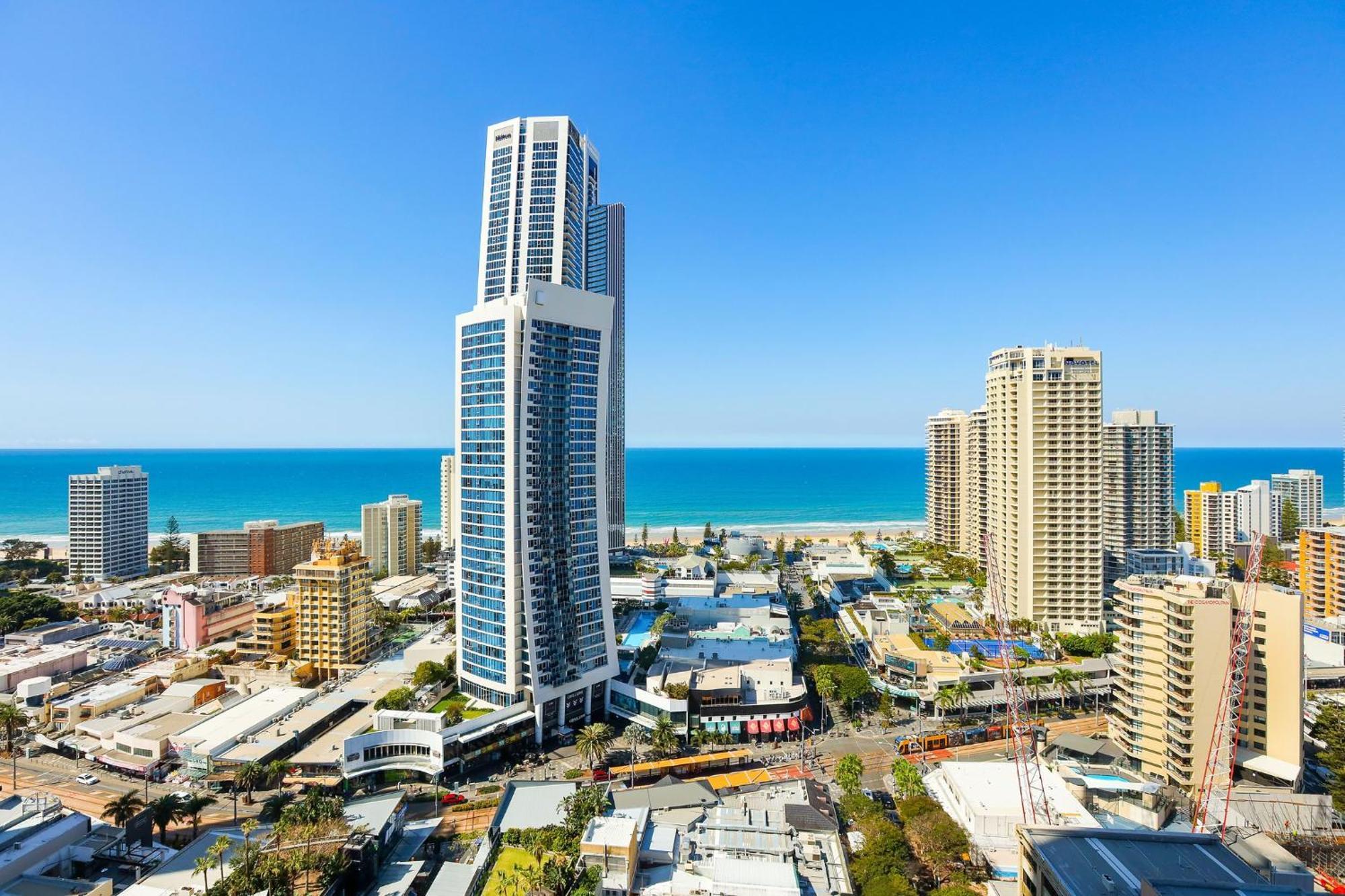Circle On Cavill 2, 3, 4 & 5 Bedroom Skyhomes & Sub Penthouses By Gold Coast Holidays Exteriör bild